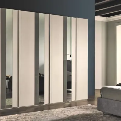 Armadio Armadio mod.vertigo Gierre mobili a sei ante in Offerta Outlet