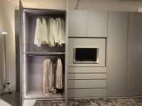 Armadio con ante battentidesignArmadio sinua con porta tv odeon  Sangiacomo a prezzo scontato