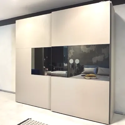 Armadio Armadio vision con tv incorporata Tomasella con ante scorrevoli SCONTATO a PREZZI OUTLET