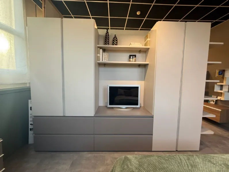 Armadio scontato 45% modello Batti di Battistella