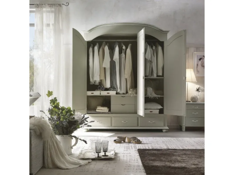 Armadio in legno Armadio due porte a marchio Collezione esclusiva scontato -40%