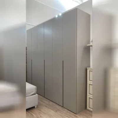Armadio di Orme modello Filo 1200 in laminato opaco con sconto -19%