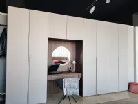 Armadio con ante battenti�moderno�Tratto Homes a prezzo scontato