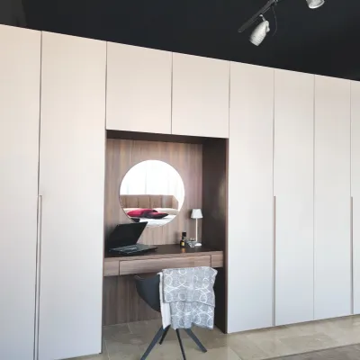 Armadio con ante battenti�moderno�Tratto Homes a prezzo scontato