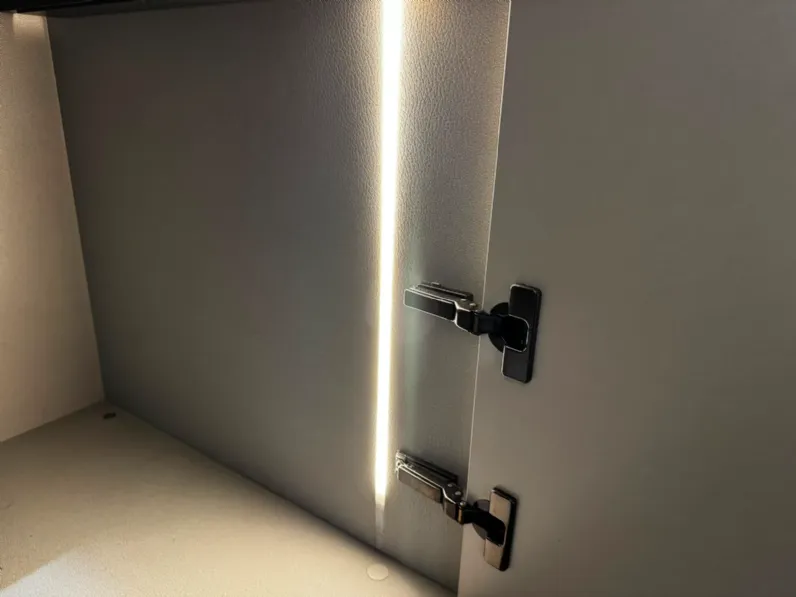 Armadio design Sipario plana di Pianca a PREZZO OUTLET -34%