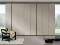 Armadio Armadio modello filo realizzato in laminato opaco di Orme scontato -44%