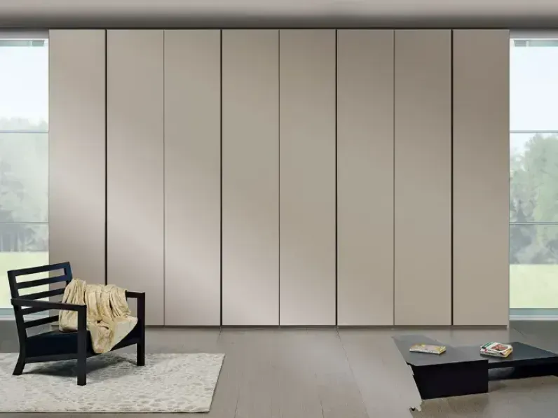 Armadio Armadio modello filo realizzato in laminato opaco di Orme scontato -44%