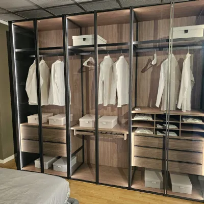 Armadio Crystal Adok con ante battenti SCONTATO a PREZZI OUTLET