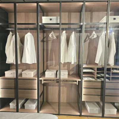 Armadio Crystal Adok con ante battenti SCONTATO a PREZZI OUTLET