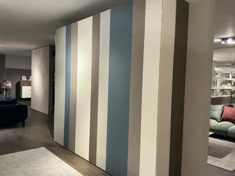 Armadio design Now  di Lago a PREZZO OUTLET -49%