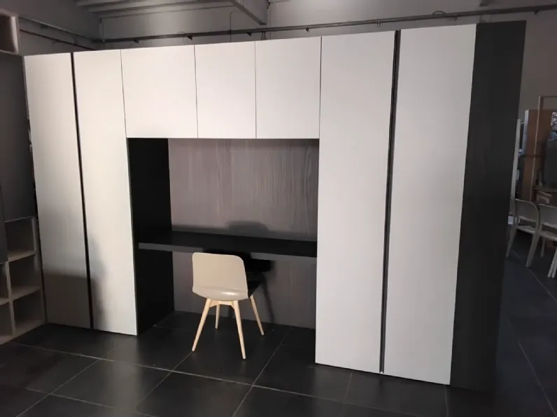 Armadio con ante battenti�moderno�Armadio siloma Siloma a prezzo scontato