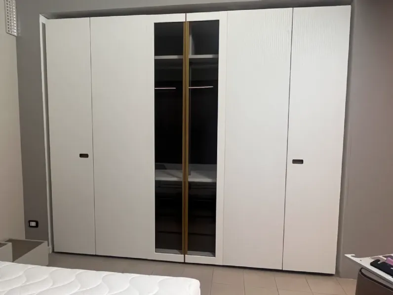 Armadio con ante battenti�moderno�Tecnopolis Presotto a prezzo ribassato