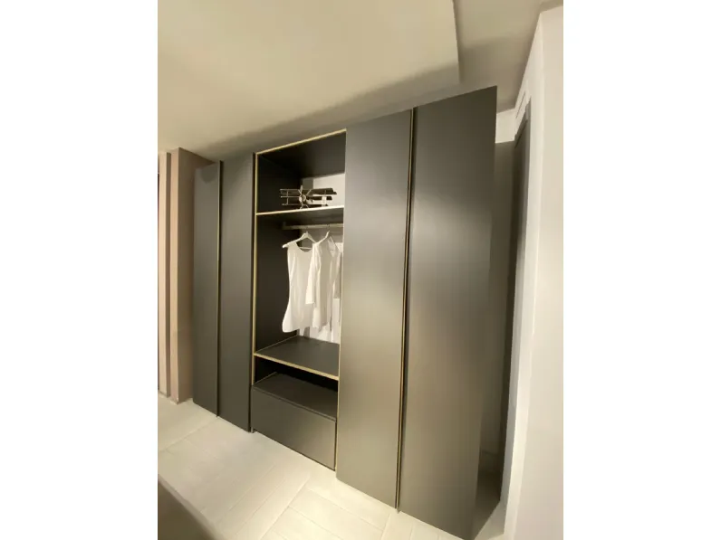 Armadio moderno Urban di Corazzin a PREZZO OUTLET -58%