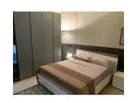 Armadio con ante scorrevoli Cemento a prezzo scontato