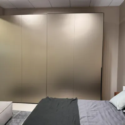 Armadio Cv 440 armadio cornice bronzo realizzato in laccato opaco di Pianca scontato -39%