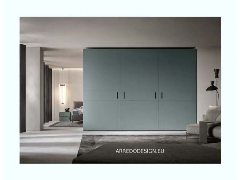 Armadio di Veneran modello Linea new in laccato opaco con sconto -30%