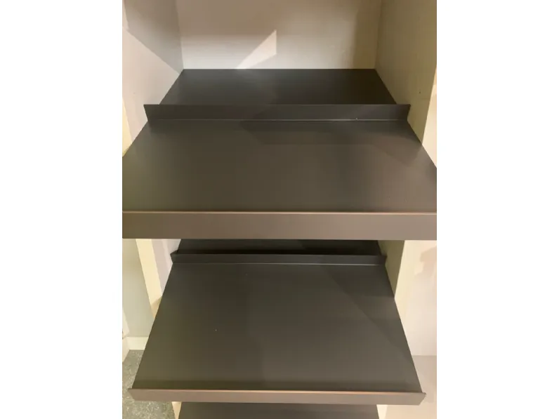 Armadio in laminato materico Doxa a marchio Tomasella scontato -50%