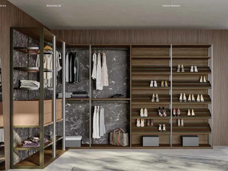 Armadio con cabina armadio Wardrobe 39 a prezzo ribassato