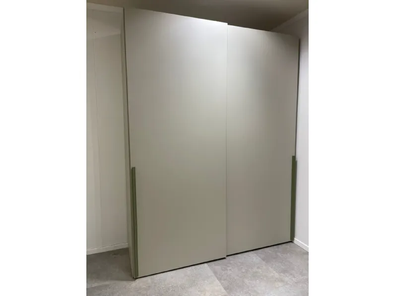 Armadio con ante scorrevoli�moderno�Cv 428 armadio nidi Battistella a prezzo ribassato