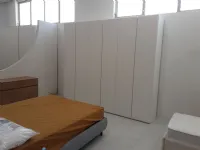 Armadio Gola realizzato in laccato opaco di Veneran scontato --5525%