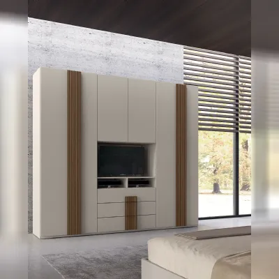 Armadio Riga tv Collezione esclusiva a sei ante a prezzo Outlet