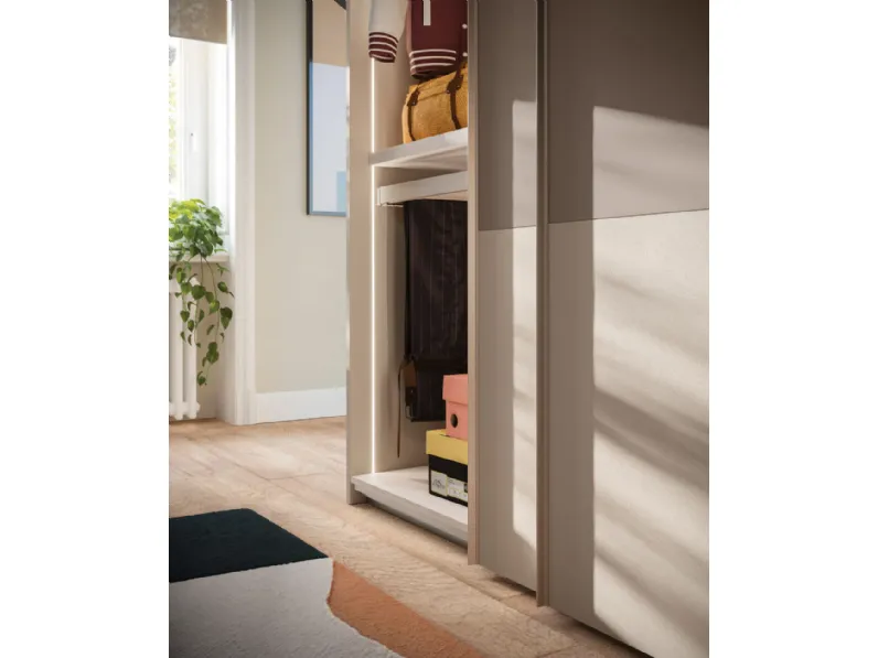 Armadio con ante scorrevoli design 044 Orme a prezzo ribassato