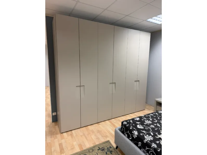 Armadio design Niban�Orme�con uno sconto imperdibile