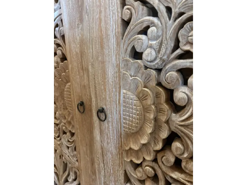Armadio con ante battenti design Armadio intagliato teak decapato Outlet etnico a prezzo ribassato