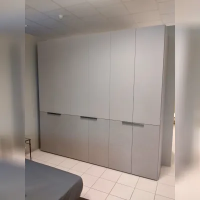 Armadio in laminato materico Double a marchio Adok scontato -37%