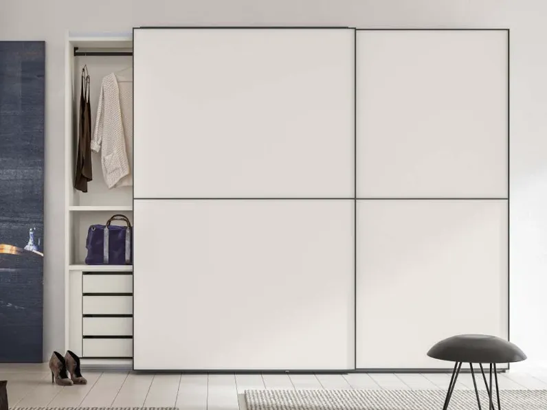 Armadio in laminato opaco Elite a marchio Marka scontato -25%