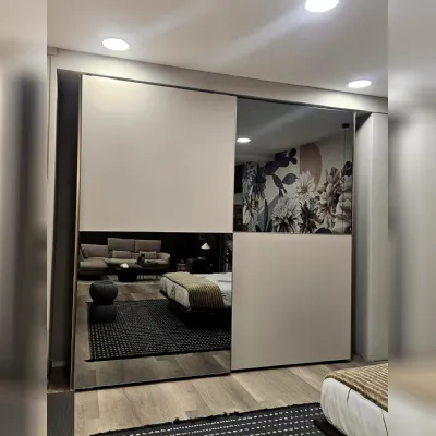 Armadio Evolution realizzato in laccato opaco di Astra scontato -62%