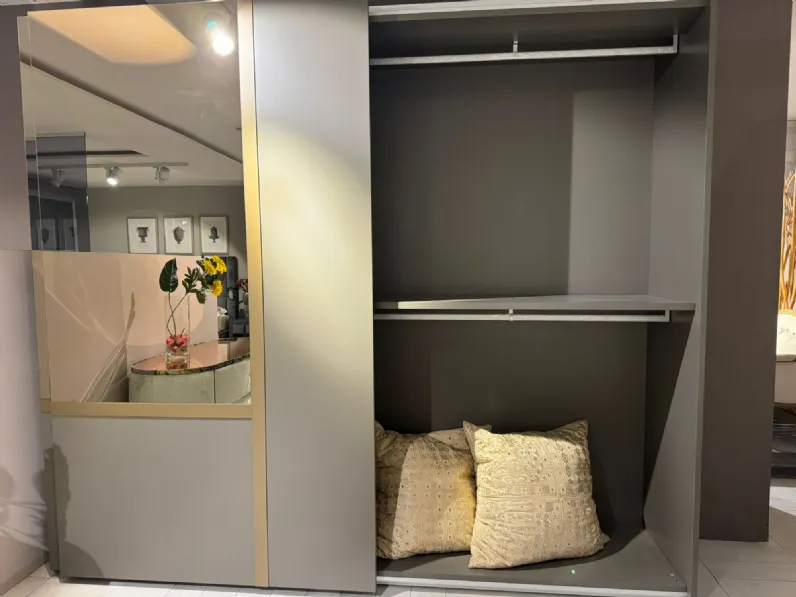 Armadio design Genery di Collezione esclusiva a PREZZO OUTLET -60%