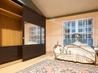 Armadio design Gothic di Artigianale a PREZZO OUTLET -40%