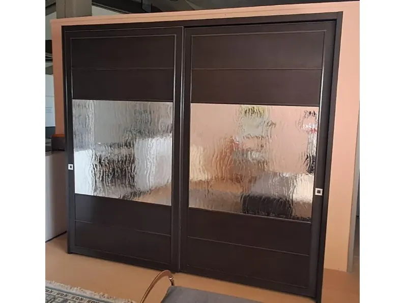 Armadio in legno Gothic a marchio Artigianale scontato -40%