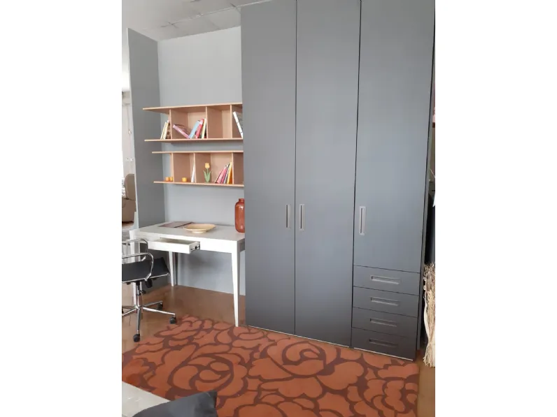 Armadio Elegant realizzato in laminato opaco di Corazzin scontato -39%