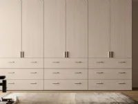 Armadio con ante battenti a prezzo scontato modello Armadio piano di Munari 