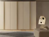 Armadio con ante battenti a prezzo scontato modello Armadio piano di Munari 