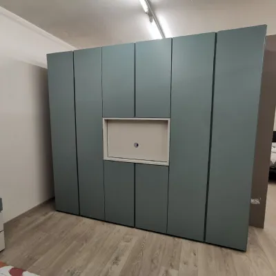 Armadio Brio con porta tv Tagliabue mobili a sei ante a prezzo Outlet