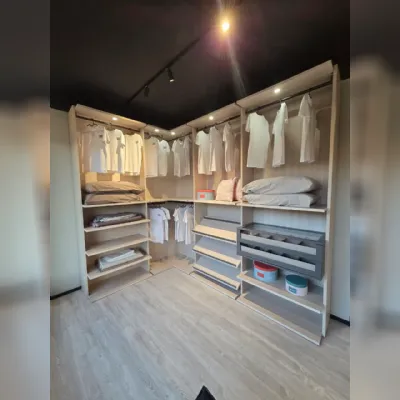 Armadio Cabina armadio golf pronta consegna di Colombini casa A PREZZO SCONTATO 53%