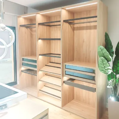 Armadio Cabina armadio outlet realizzato in legno di Colombini casa scontato -71%