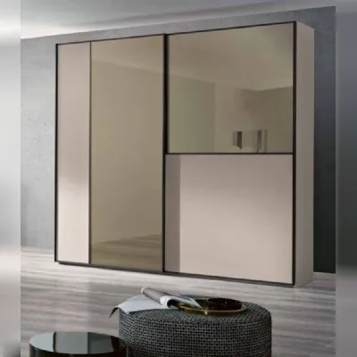 Armadio con ante scorrevoli modello Armadio mod.mood a 2 ante-scorrevoli-maxi con riquadri a specchio bronzato scontato del 50%