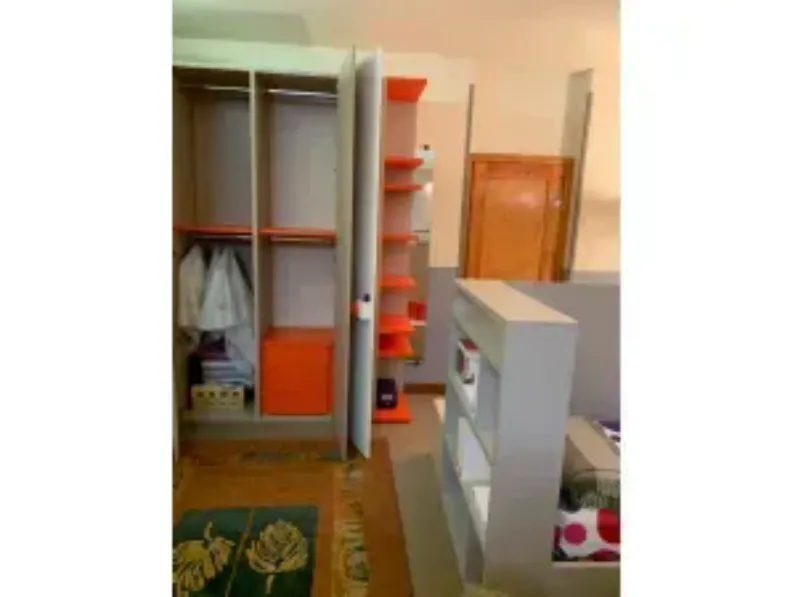 Armadio di Battistella modello Nidi in laminato materico con sconto -51%
