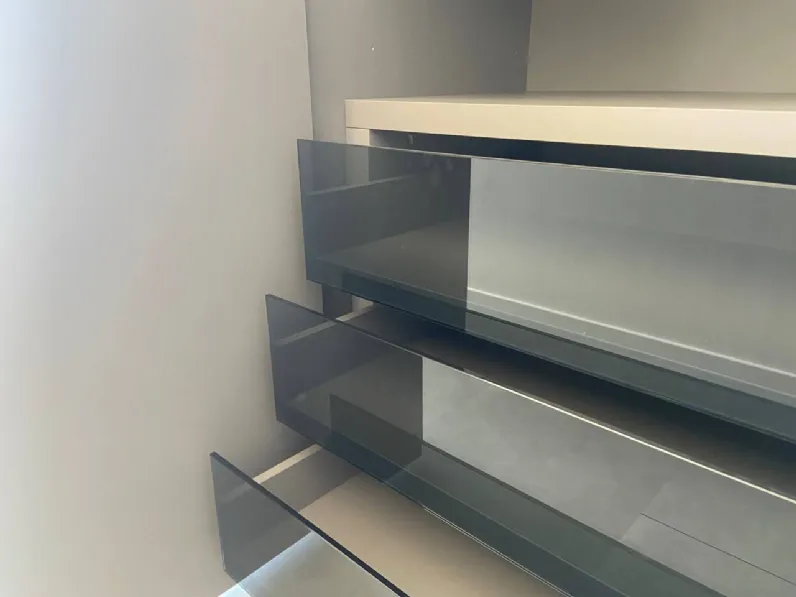 Armadio moderno Now di Lago a PREZZO OUTLET -45%