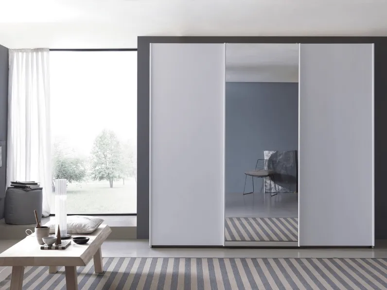 ARMADIO Armadio a 3 ante scorrevoli mod.trio della ditta orme-light in promo-sconto del 45% di Orme in OFFERTA OUTLET