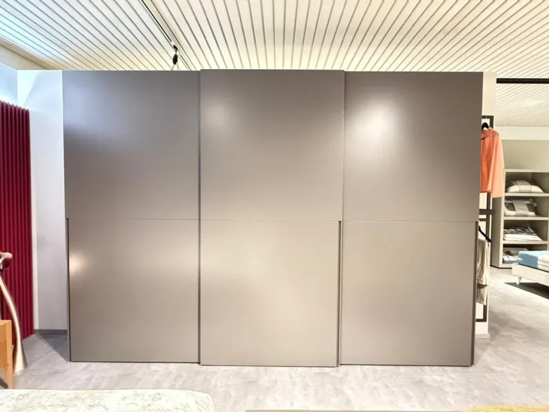 Armadio design Picture�Novamobili�con uno sconto imperdibile