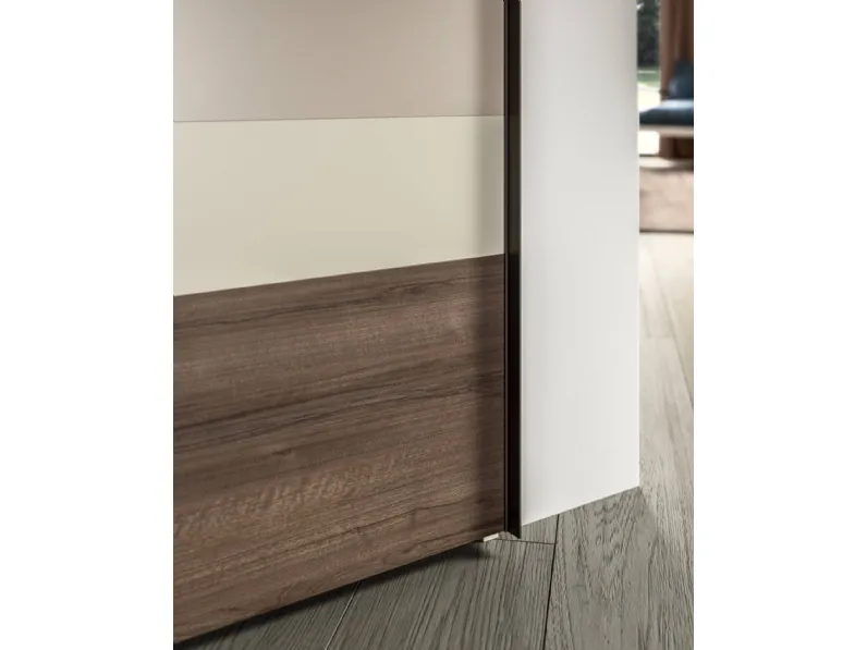 Armadio ante scorrevoli in laminato materico Power 14 di Zg mobili