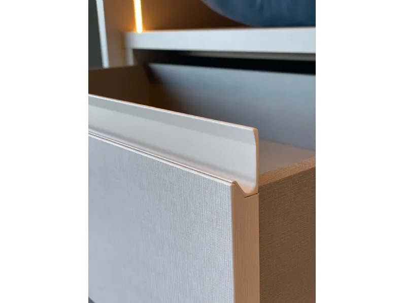 Armadio Sangiacomo in OFFERTA OUTLET: design moderno, pratico e funzionale. Ideale per ogni ambiente!