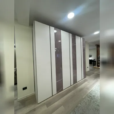 Armadio con ante scorrevoli�moderno�Noto vertical Orme a prezzo ribassato