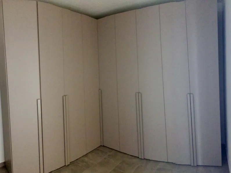 OFFERTA armadiatura ad angolo TAG Misura 280x235cm 
