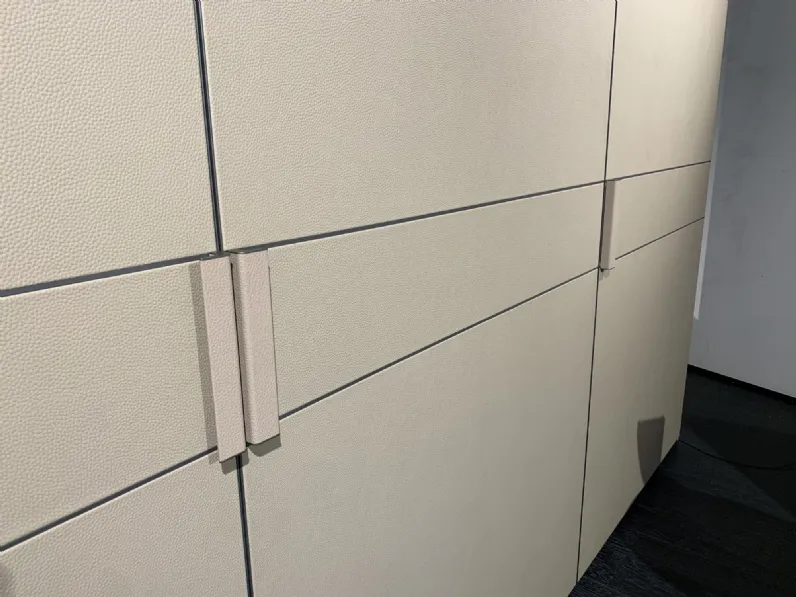 Armadio Cover Poliform con ante scorrevoli SCONTATO a PREZZI OUTLET